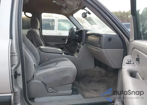 2004 Chevrolet Tahoe Ls z USA, uszkodzony, nr VIN 1GNEC13Z14R135168